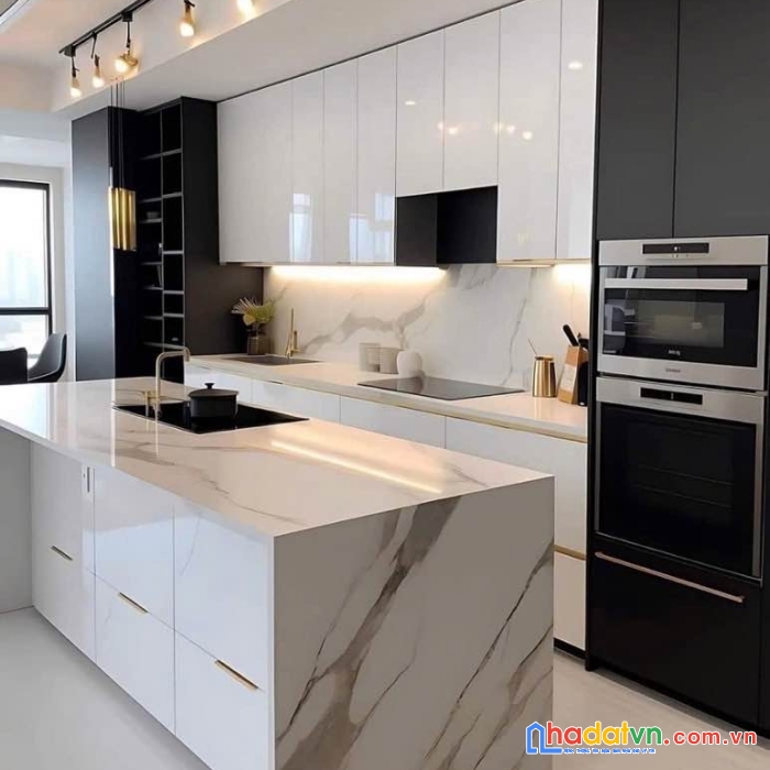 Bán nhà ngọc khánh 52m2 - 6 tầng thang máy - 5m mặt tiền 