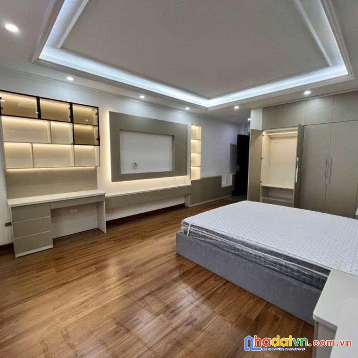 Phân lô ô tô, gara 8 tầng thang máy, 50m2 phố phùng chí kiên, cầu giấy, chỉ 19.5 tỷ
