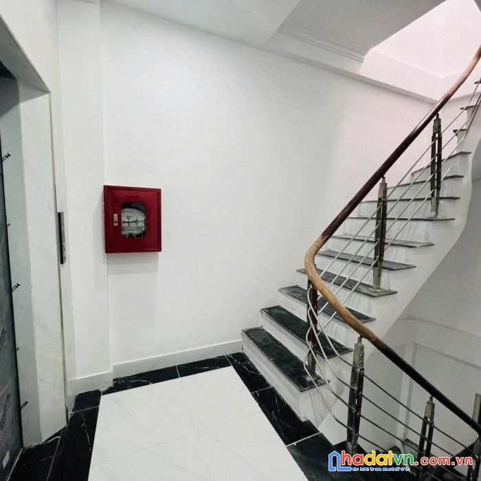 Bán nhà phố lê thanh nghị, hai bà trưng 54m, 5 tầng