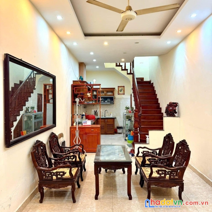 Bán nhà phân lô vỉa hè ô tô tránh ngõ 91 nguyễn chí thanh, đống đa, 36m2 5t chỉ 18.5 tỷ