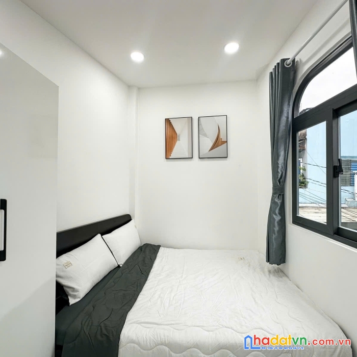 Bán nhà nguyễn văn nghi, 29m2 (3x9.5) hơn 3 t.ỷ còn thương lượng