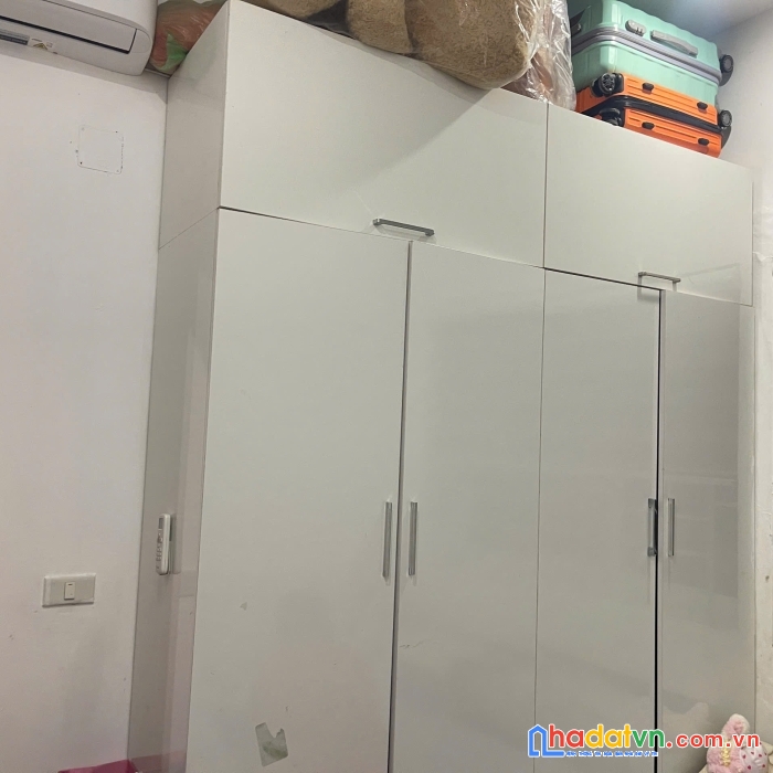 Chính chủ gửi bán căn hộ góc 76m, ban công hướng nam, full nội thất 