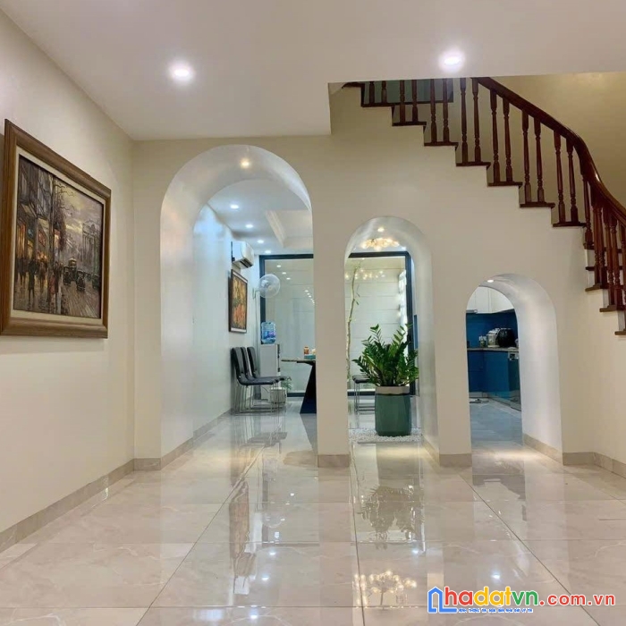Căn huỳnh thúc kháng vị trí đẹp nhất phố 58m2 - 6 tầng 