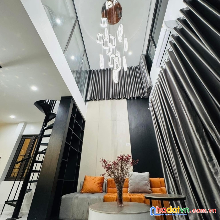 Hàng hiếm!!! bán gấp nhà nguyễn chí thanh 38m2 - 5 tầng 