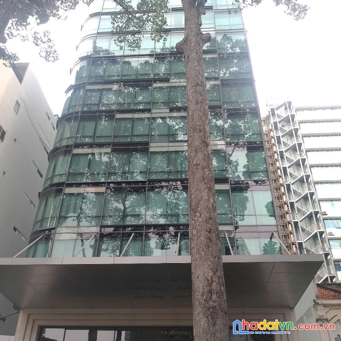 Bán khách sạn 4 sao fusion suites sài gòn ngay trung tâm thành phố hồ chí minh