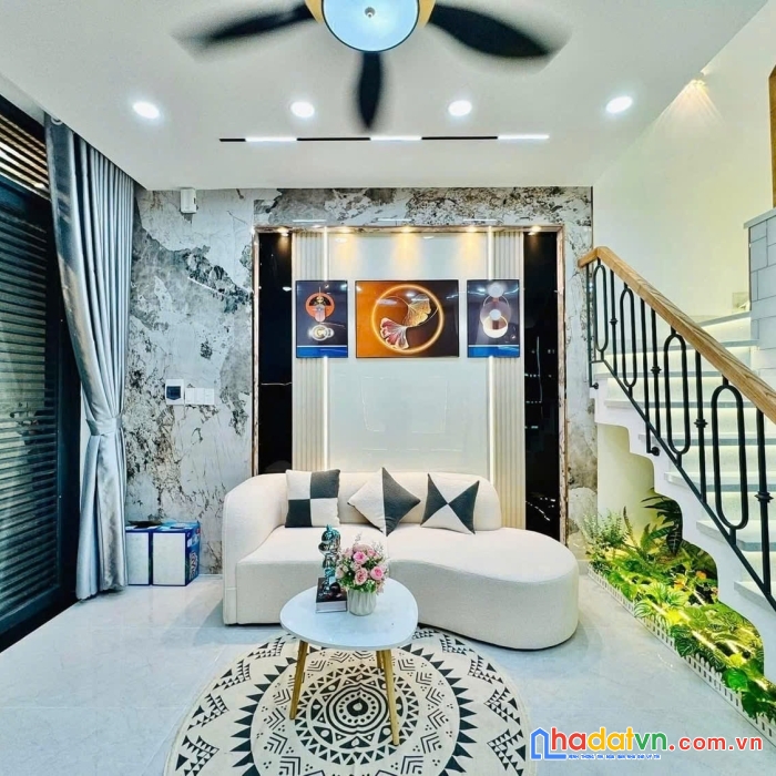 Cần tiền bán nhà quang trung, gò vấp 32m2 (4x8), hơn 4 t.ỷ còn nói chuyện