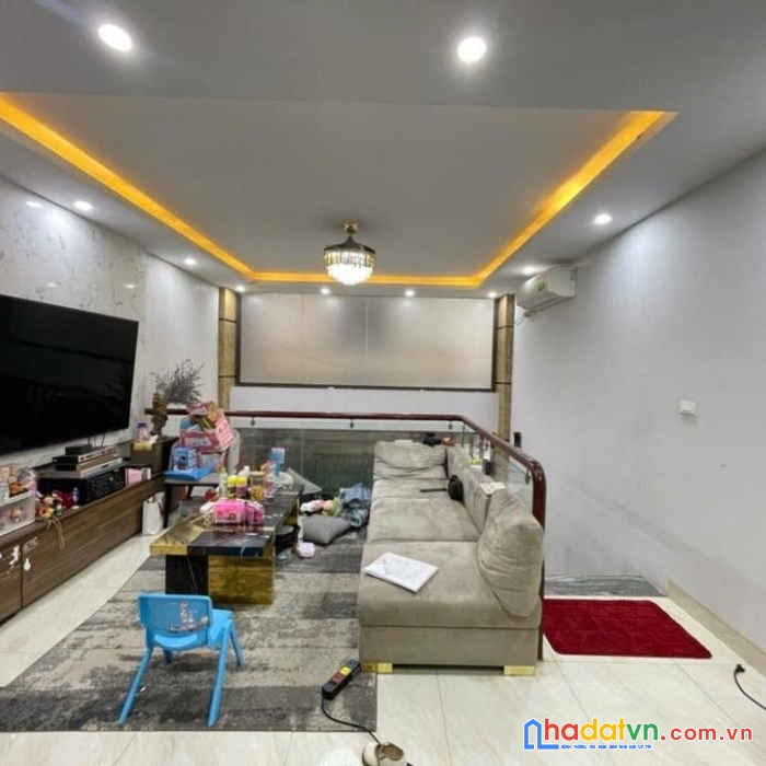 Bán nhà phố trần khát chân, hai bà trưng 40m, 4 tầng