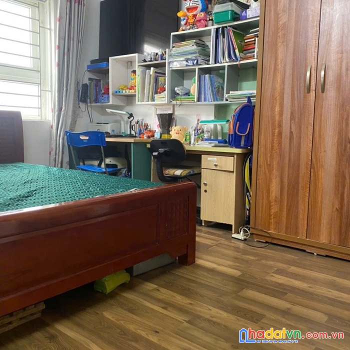 Chính chủ gửi bán căn hộ 2 ngủ view sát hồ điều hòa, giá rẻ nhất kdt thanh hà hà đông