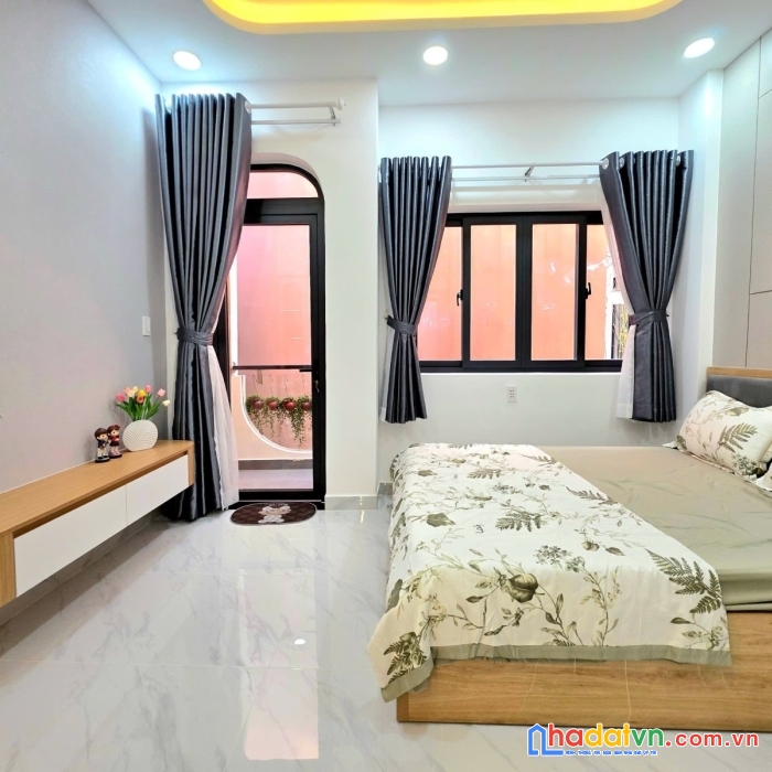 Quận 1 -trần khánh dư - nhà 2 tầng mới full nội thất - dtsd:70m2 - nhỉnh 5 tỷ