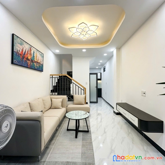 Nhà ngộp ngân hàng phường 7, gò vấp (3.5x9) chỉ hơn 3 tỷ