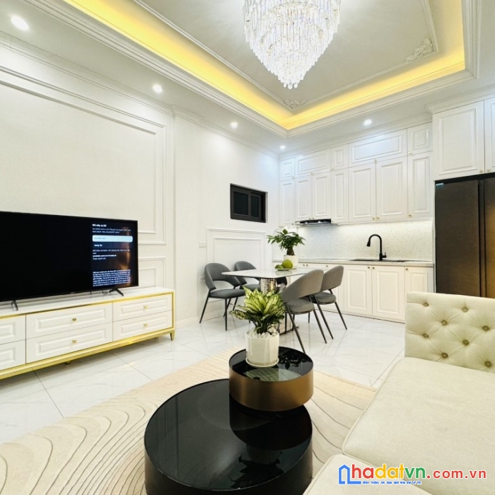 Bán nhà ngọc hà gần phố, 38m2 - 5 tầng nhà đẹp ở ngay