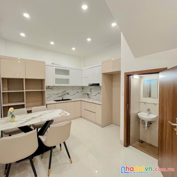 Bán nhà phố trương định, hoàng mai 60m, 4 tầng