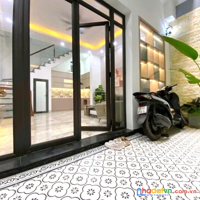 Bán nhanh nhà siêu đẹp ngõ 32 an dương - tây hồ