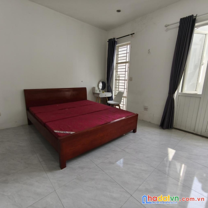 Hiếm- tây hồ- lạc long quân- 74m sổ đỏ- mặt tiền 6 m- 6 tầng đẹp-kinh doanh-9.6 tỷ