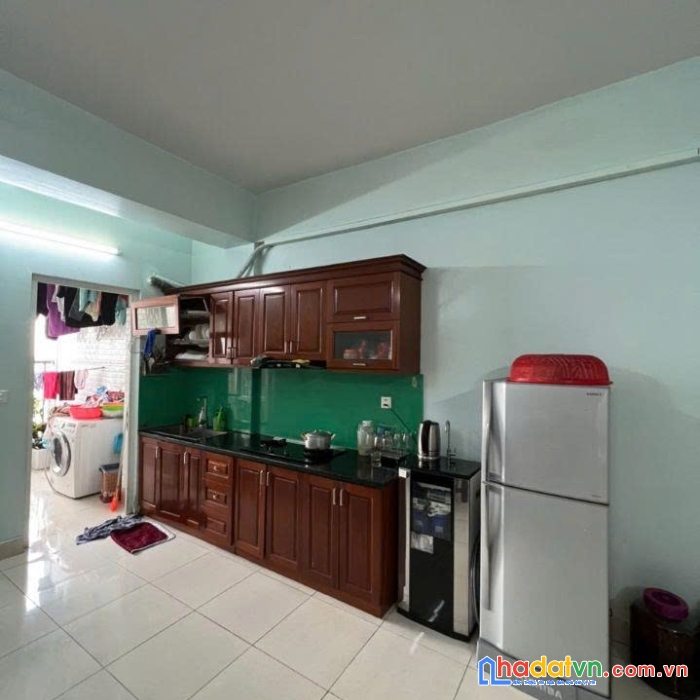 Chính chủ gửi bán căn hộ 70m tầng trung đã có đầy đủ nội thất, giá chỉ 2.3 tỷ tại kđt thanh hà cienco 5