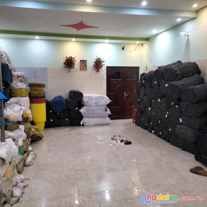 Bán nhà mặt tiền đường trần phú b1482