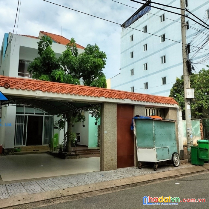 Bán nhà 2 mặt tiền phó đức chính b1440