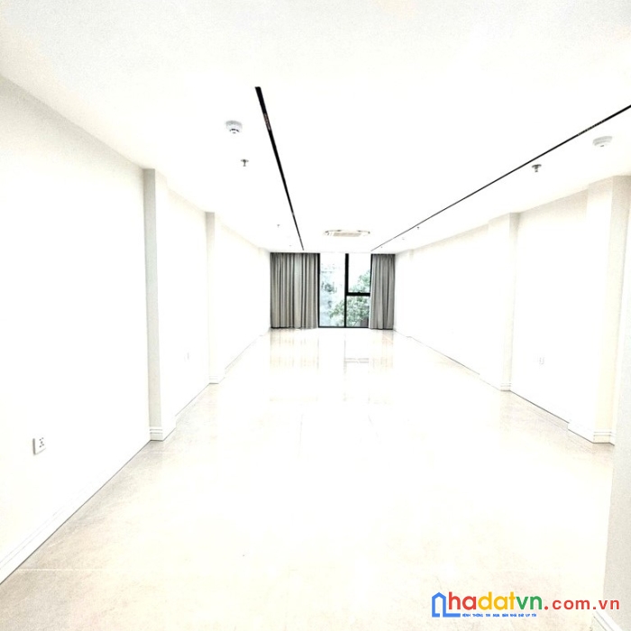 Siêu vip - bán tòa nhà văn phòng phố hoàng ngân 62m2 - 8 tầng