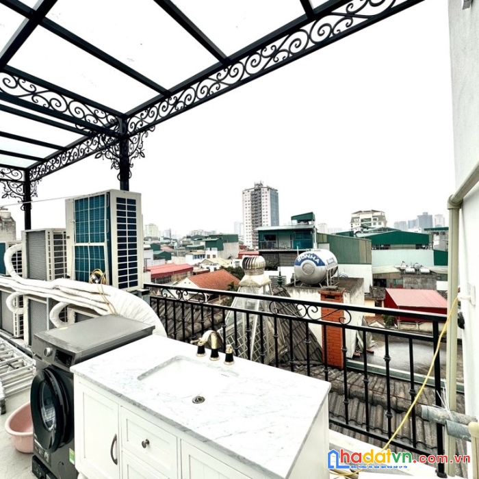 Siêu vip - bán tòa nhà văn phòng phố hoàng ngân 62m2 - 8 tầng