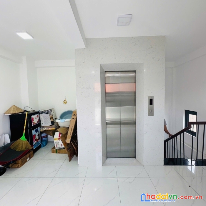 Bán nhà phố trương định, hai bà trưng 34m, 5 tầng