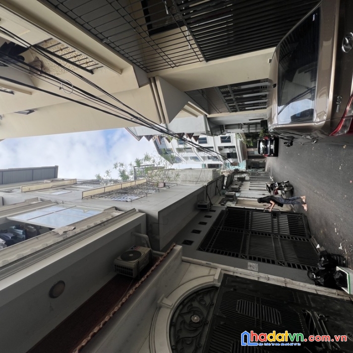 Hiếm– nhà đẹp tây hồ – phân lô– ôtô tránh – mặt tiền rộng– sổ vuông-10.8 tỷ
