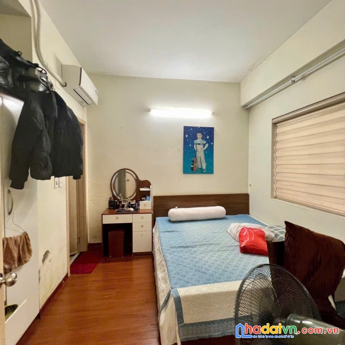 Chính chủ cần bán căn hộ 2 ngủ hướng nam view thoáng, full nội thất mới tại kdt thanh hà cienco 5