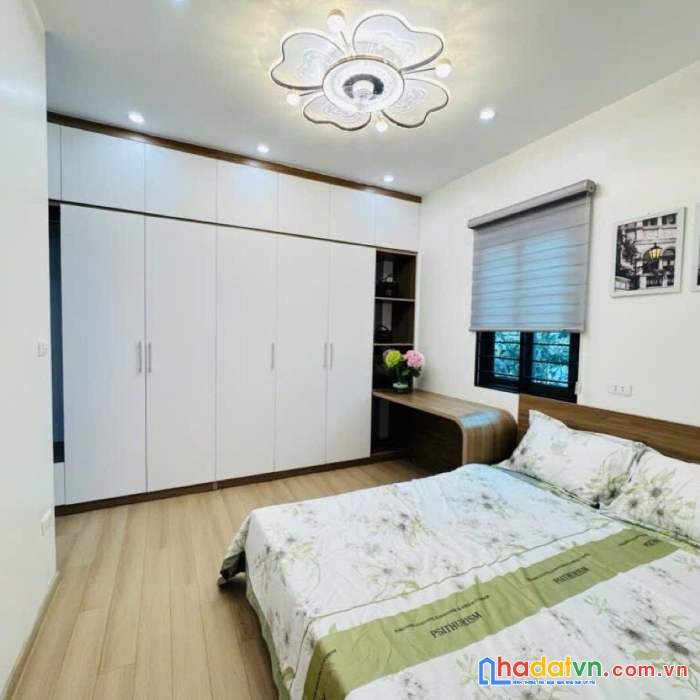 Bán nhà phố minh khai, hai bà trưng 45m, 4 tầng.