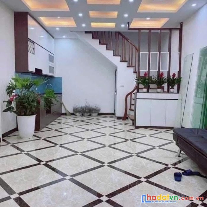 Bán nhà phố trương định, hai bà trưng 42m, 5 tầng