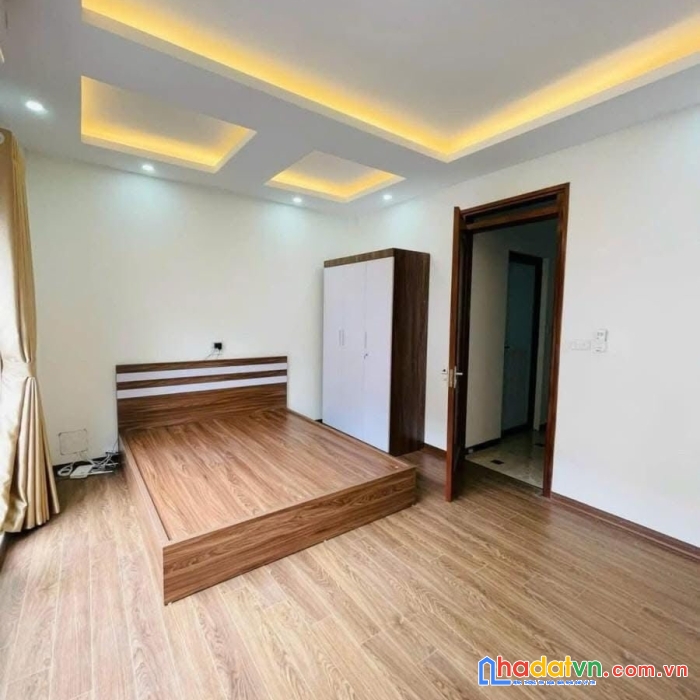 Bán nhà phố trương định, hai bà trưng 42m, 5 tầng