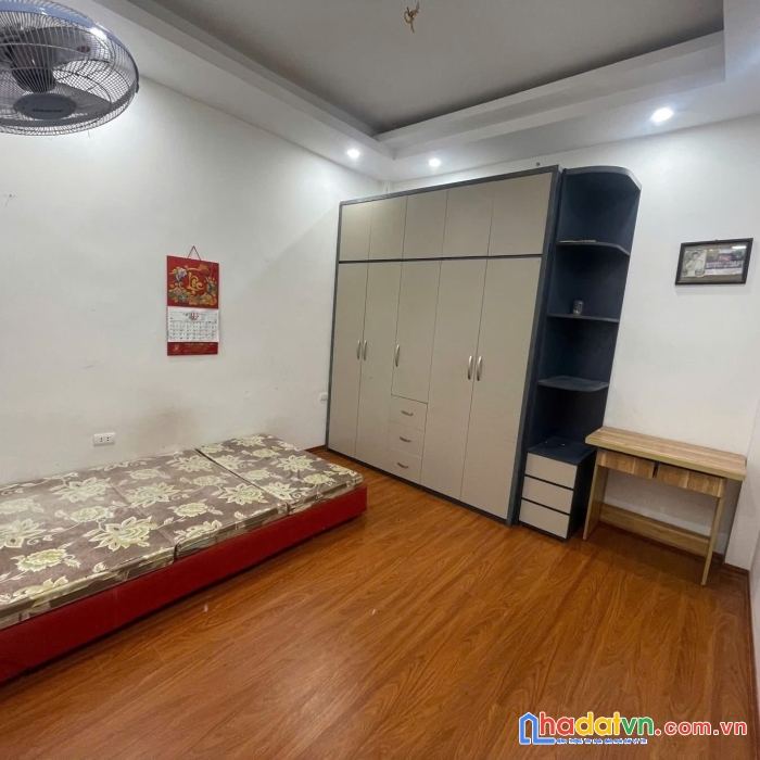 Bán nhà phố trương định, hoàng mai 39m, 7 tầng