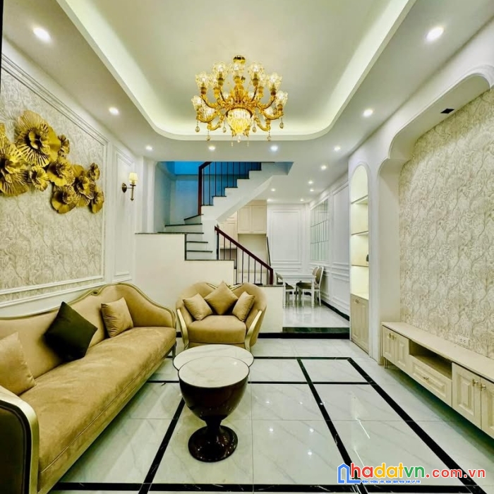 Bán nhà phố minh khai, hai bà trưng 41m, 4 tầng