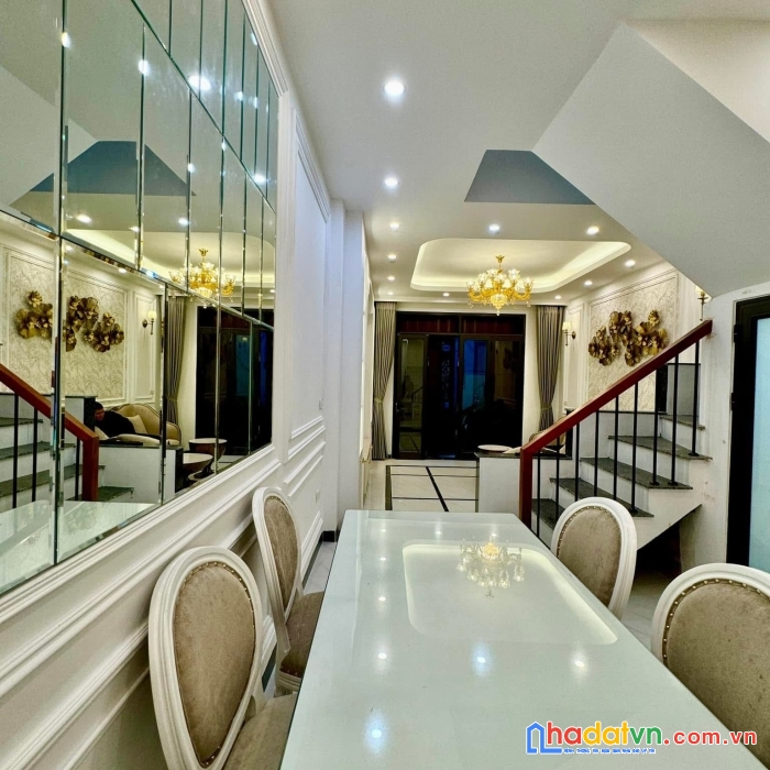 Bán nhà phố minh khai, hai bà trưng 41m, 4 tầng