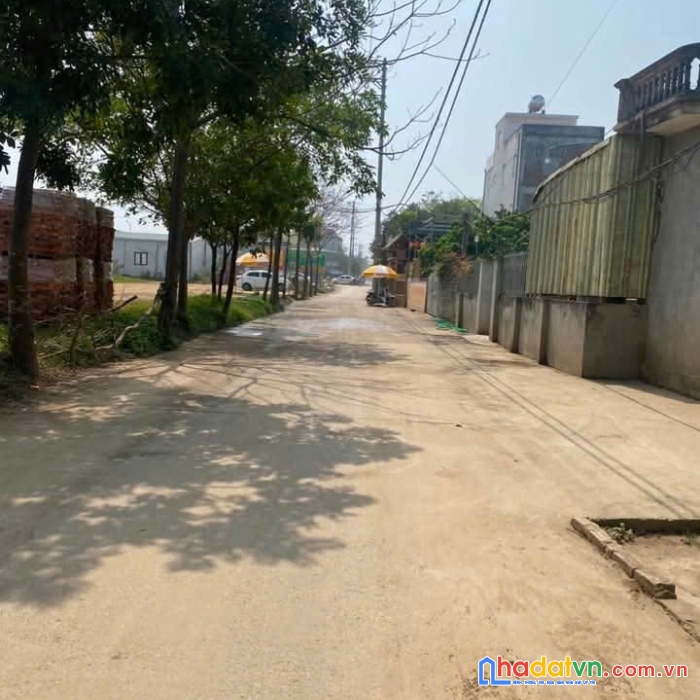 Bán lô đất dịch vụ tiên phương 75m mặt tiền 6m ,ô tô tránh nhau gần ql6 và kcn phú nghĩa