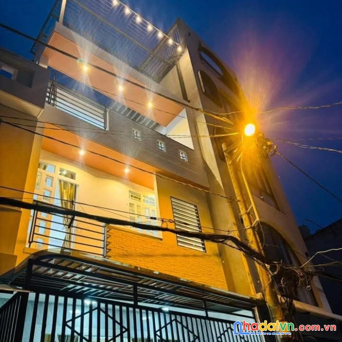 Bán nhà mặt tiền 4 tầng hẻm thông xe hơi p12 gò vấp