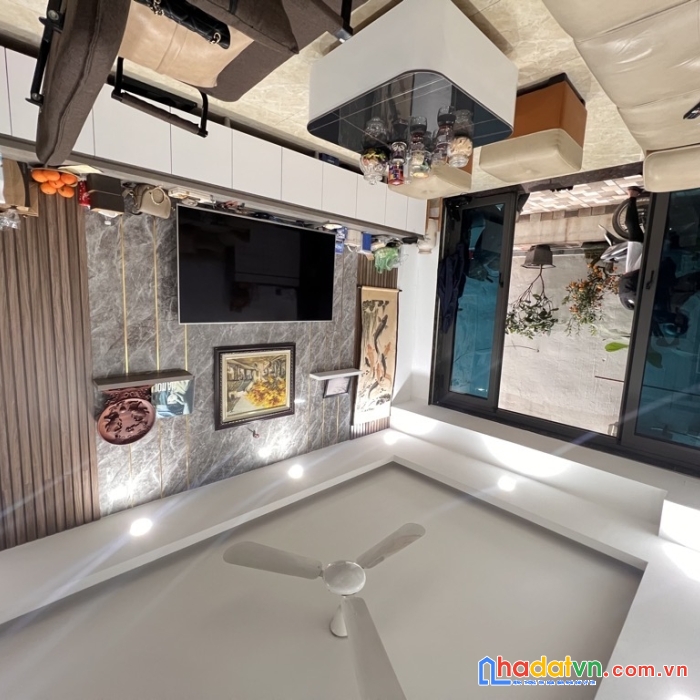 Tây hồ- ô tô- ngõ thông- 5 tầng mới- 35m sổ vuông- 7 tỷ