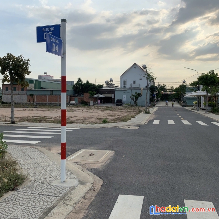 Bắt sóng sân bay – mua đất giá tốt – sinh lời nhanh gấp bội!