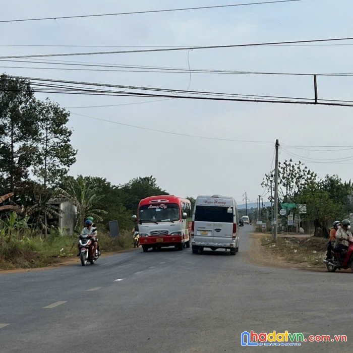 Chính chủ bán giá ngợp lô đất vườn có ao nhỏ giá 585tr/1000m2 tại định quán