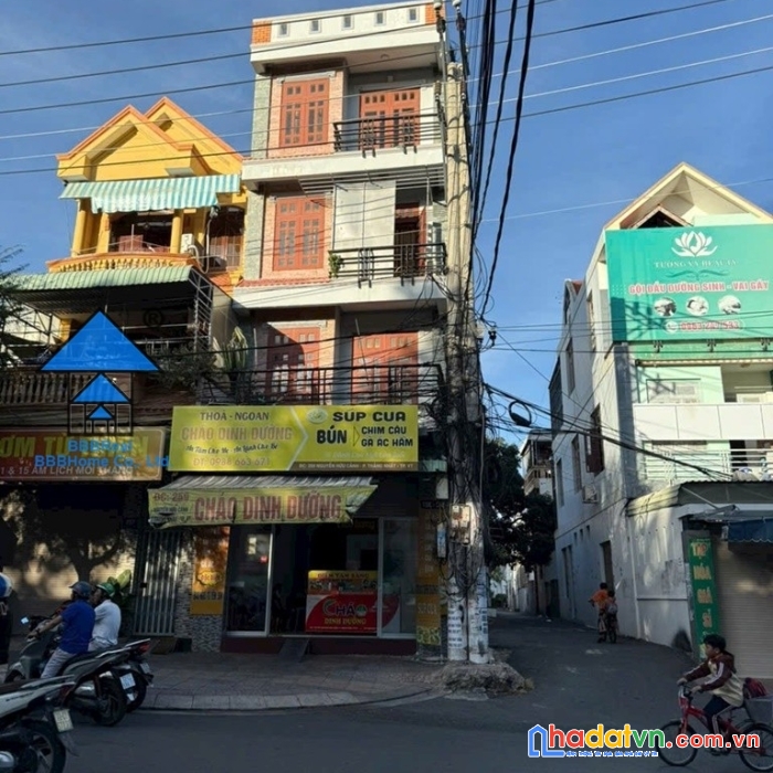 Cần bán nhà mặt tiền nguyễn hữu cảnh vũng tàu b1529