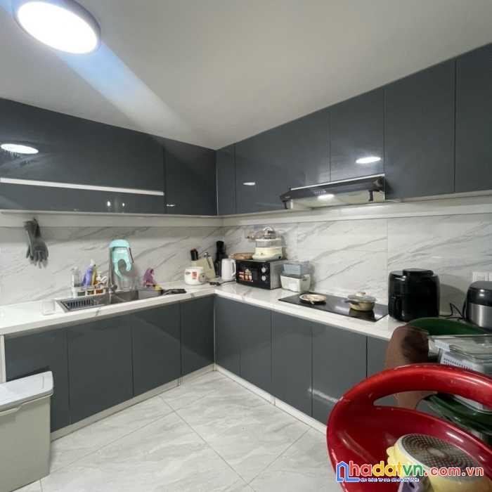 Bán nhà hẻm xe hơi - lâm văn bền - 2 tầng - xe ô tô ngủ trong nhà