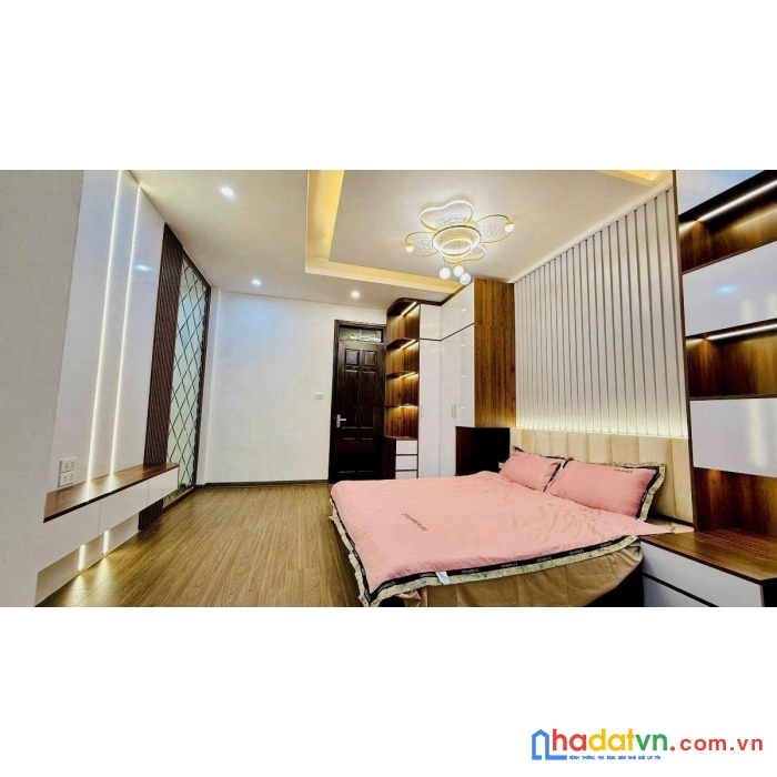 Bán nhà phố hoàng mai - hoàng văn thụ, 43m, 4 tầng. giá: 7.5 tỷ. lh: 0937158386