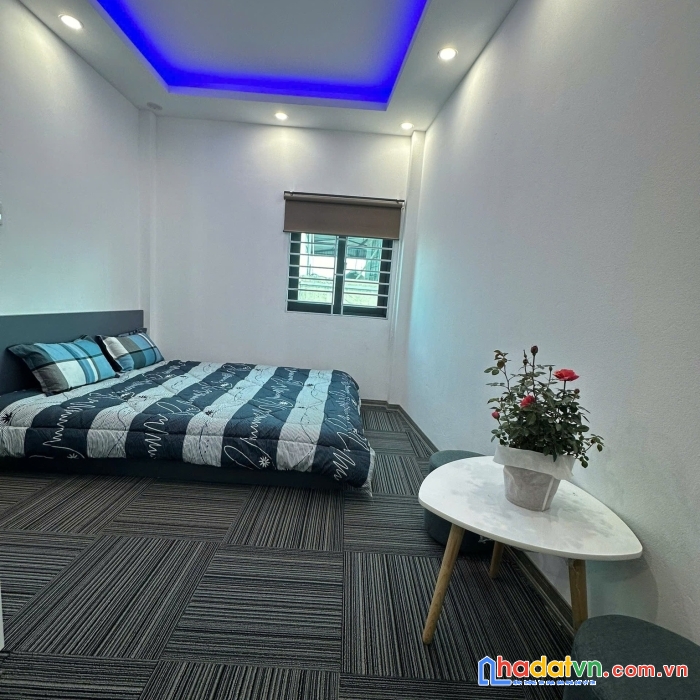 Bán nhà phố hồng mai, hai bà trưng 43m, 5 tầng. giá: 8.95 tỷ. lh: 0937158386