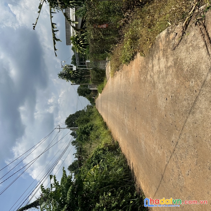 Chủ cần bán gấp nhanh gọn lô đất giá ngợp tại định quán