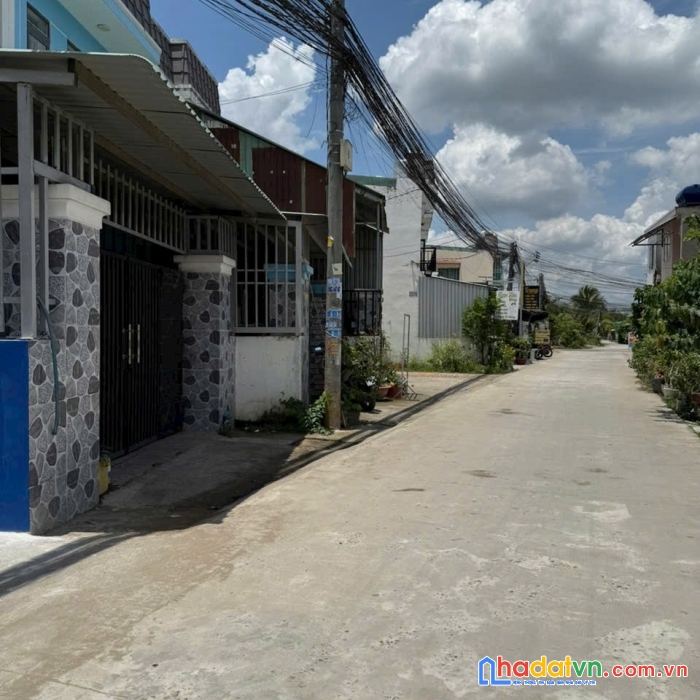 Cần bán gấp nhà 1 lầu shr full thổ cư tại xã hựu thạnh,đức hòa,long an