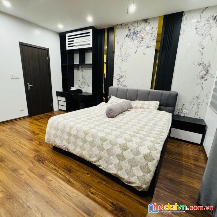 Bán nhà phố nguyễn cao, hai bà trưng 38m, 5 tầng. giá: 12.3 tỷ