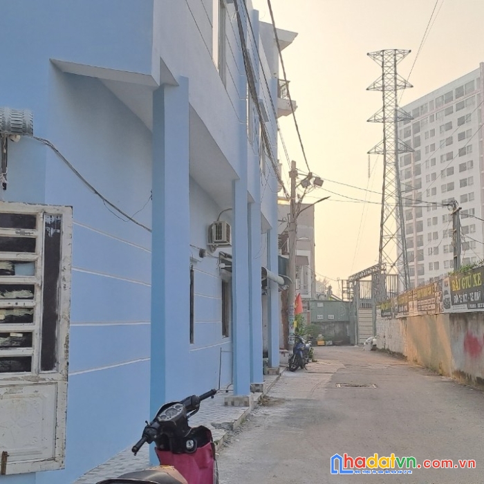 Bán nhà ngay dự án 4s linh đông, cách phạm văn đồng 300m, cá sấu hoa cà 1km.