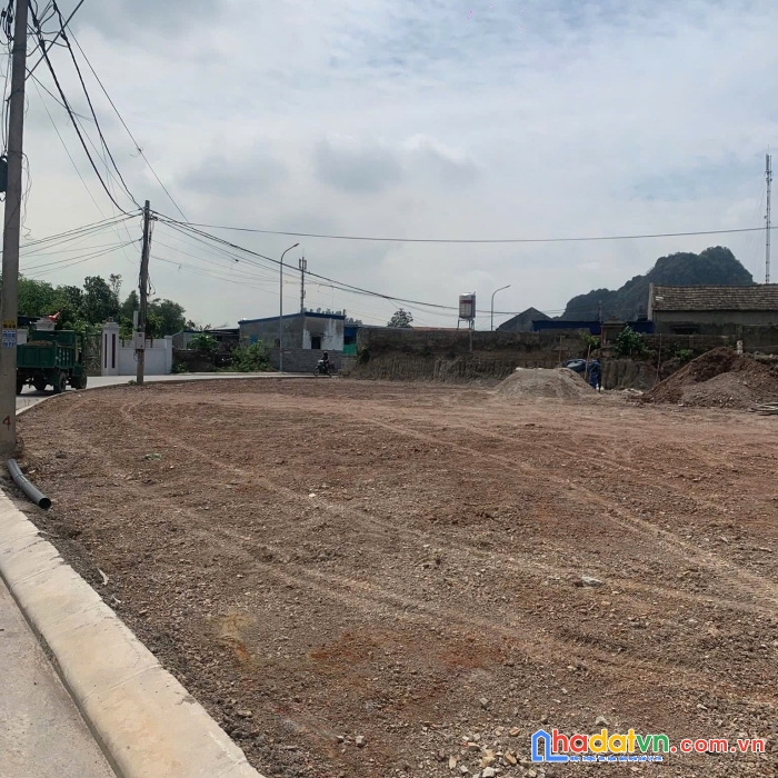 Đất dương xuân , mặt đường 8m giá chỉ 380tr