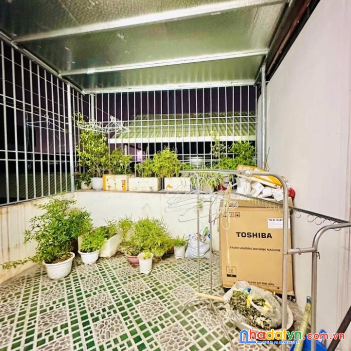Bán nhà phố trương định, hoàng mai 51m, 5 tầng. giá: 13.2 tỷ. lh: 0937158386