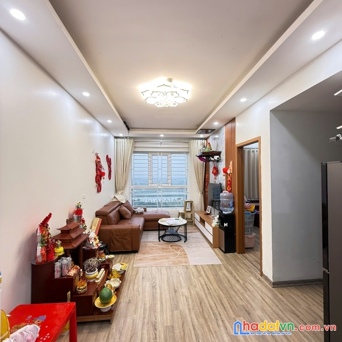 Bán gấp căn hộ 66m2 2pn hơn 2,3 tỷ trong 3 tòa mới kdt thanh hà