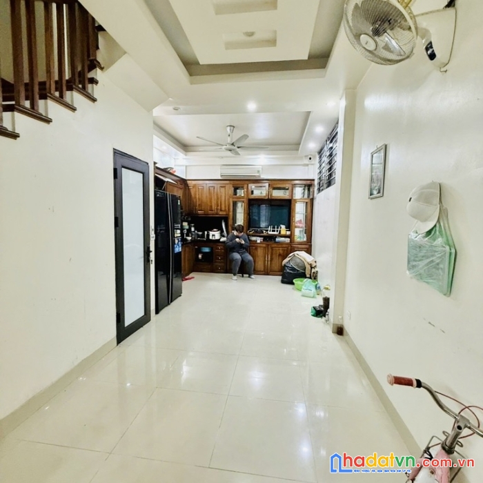 Hot – tây hồ - 6 tầng- ô tô- 40m- 9 tỷ