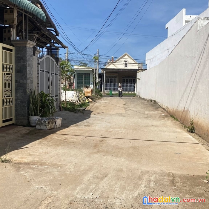 Nhà đẹp hẻm tuệ tĩnh, trung tâm liên nghĩa, đức trọng
